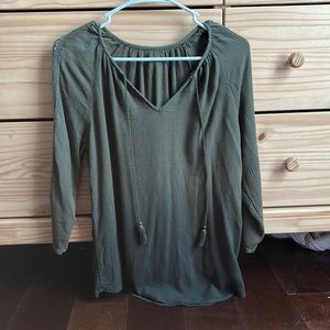 Dark Green Ombre Dress Shirt With Lace Sleeves Women’s Medium